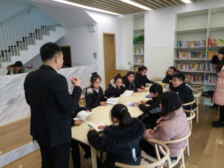 城市书房不打烊 品味书香文化年