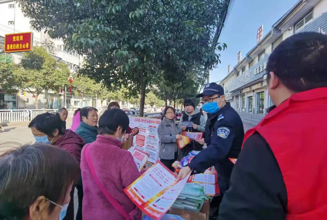 胡江涛2.jpg 胡江涛2.jpg