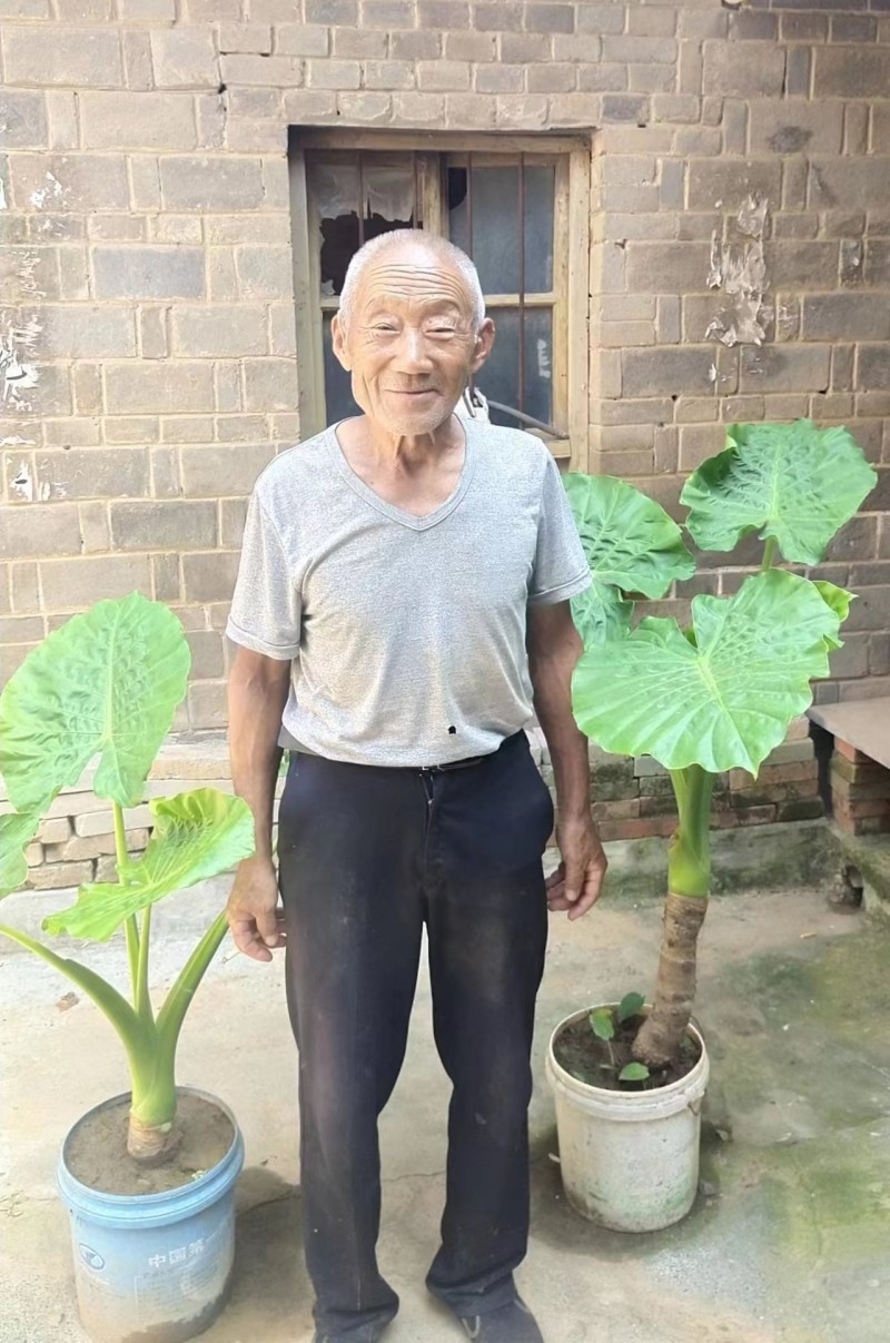 李建欣：乐于助人的热心肠