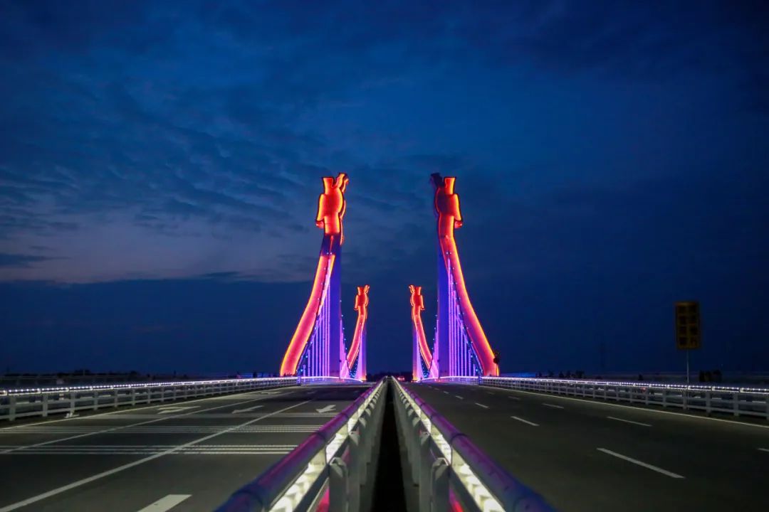 7f7e7188613ec80913e4c0faed981b4.jpg