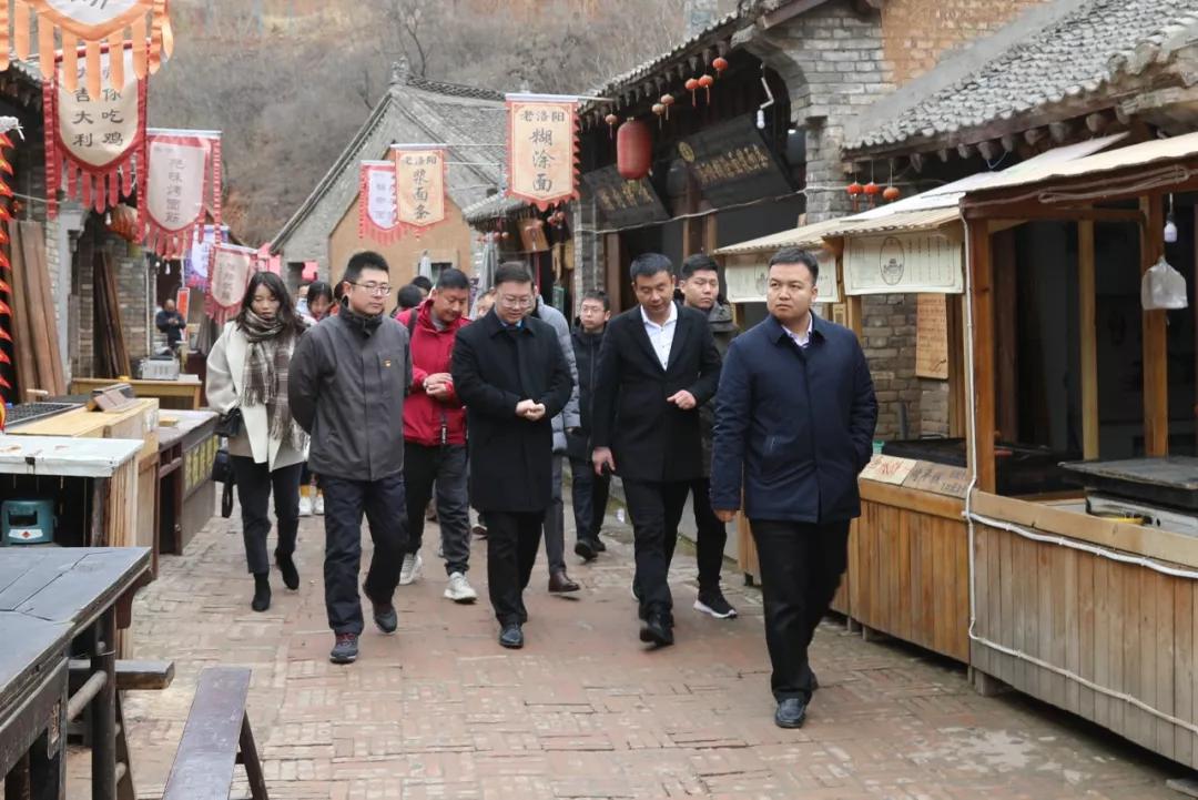 “乡村振兴看洛阳”采风团到我区采访