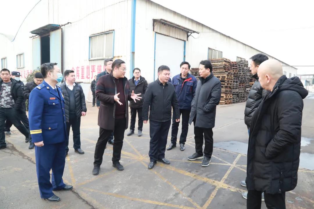 张向阳督导检查节日安全生产和应急管理工作